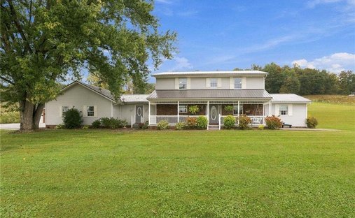 House in Lore City, Ohio, United States 1