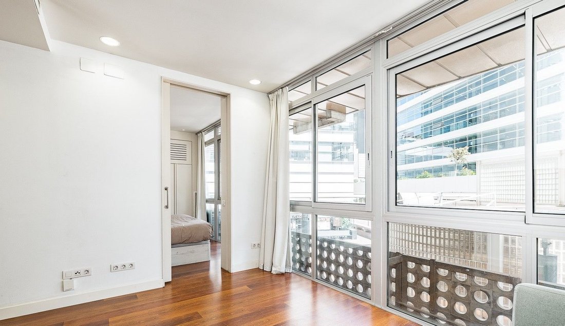 Wohnung in Eixample, Barcelona, Spanien 1 - 19048911