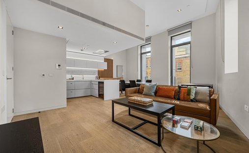 Apartment in Fitzrovia, Camden, England 1