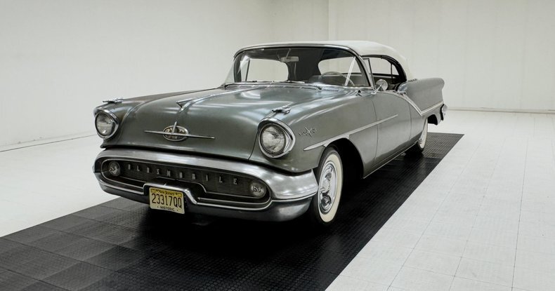 Cabriolet in Morgantown, United States 1 - 19048893