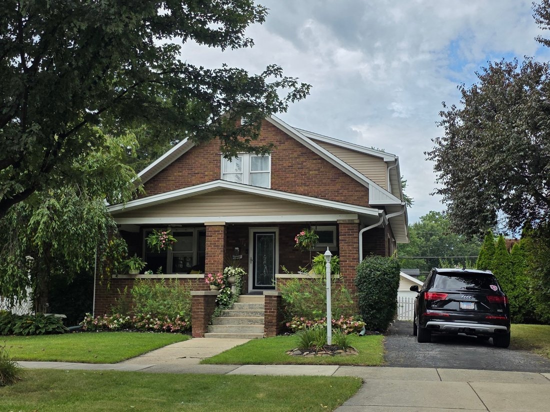 House in Mount Prospect, Illinois, United States 2 - 19047609