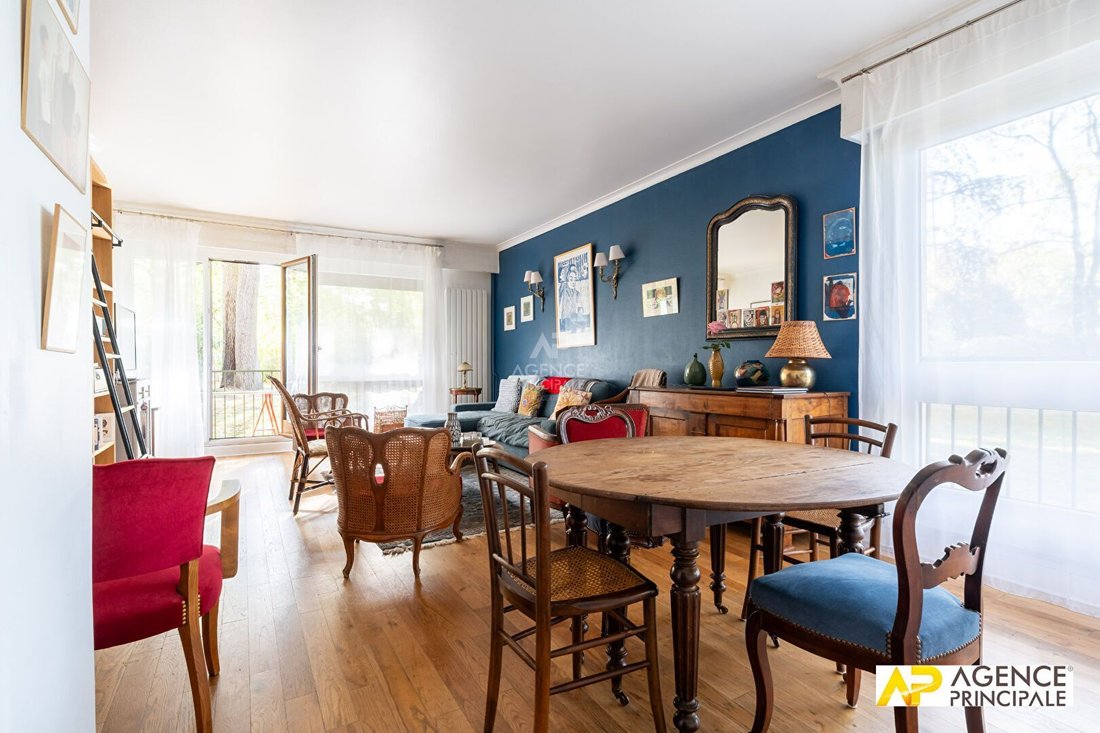 Apartment in Napoleon, Maisons-Laffitte, France 1 - 19046880