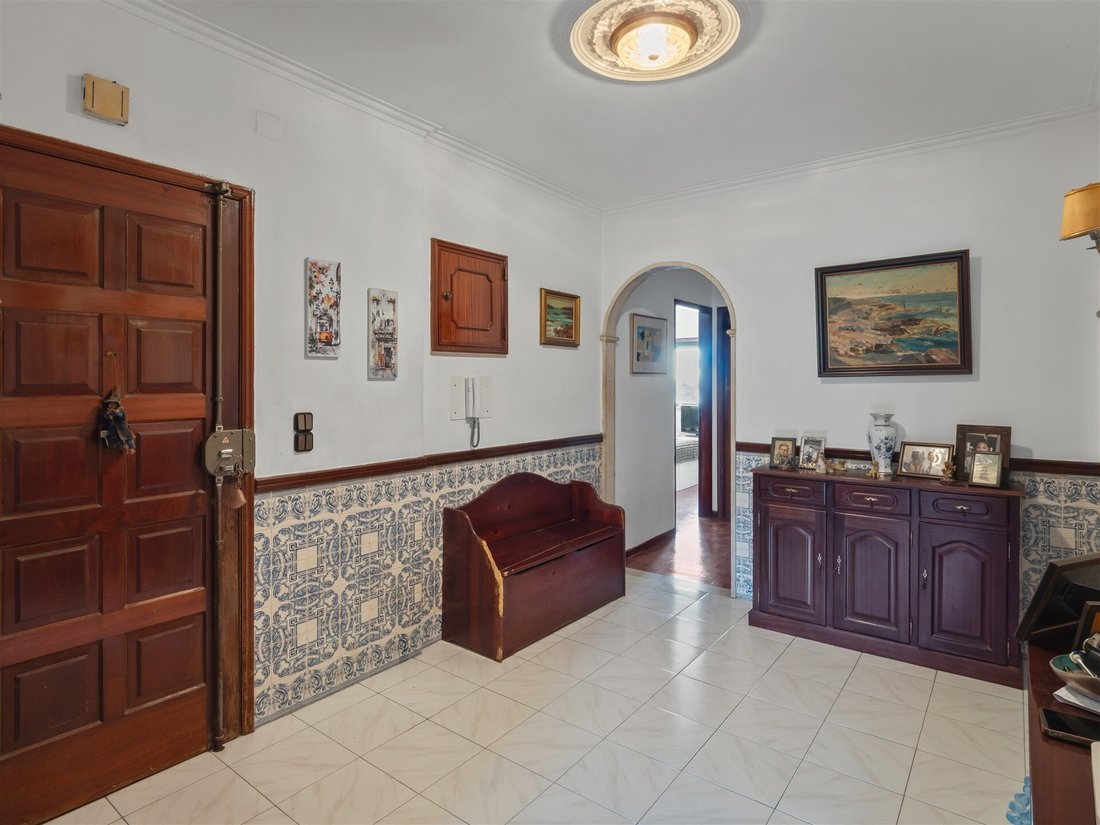 Wohnung in Carnaxide und Queijas, Lissabon, Portugal 3 - 19045872