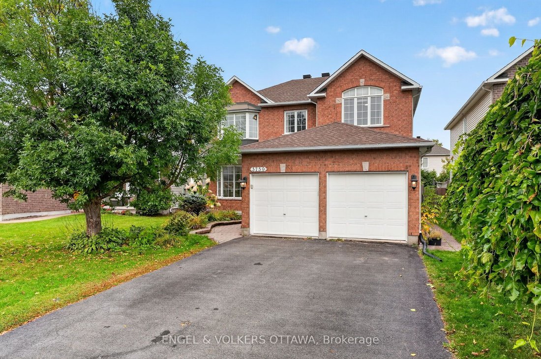 House in Ottawa, Ontario, Canada 1 - 19048977