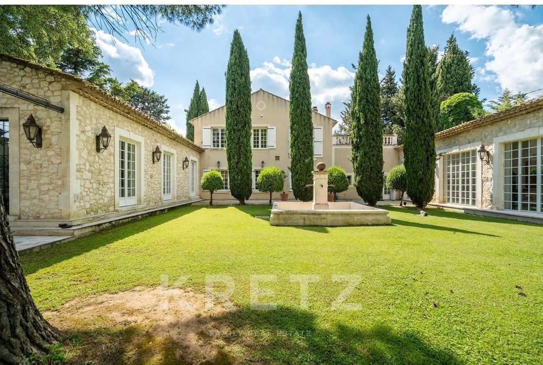 House in Eygalières, Provence-Alpes-Côte d'Azur, France 2 - 19047282