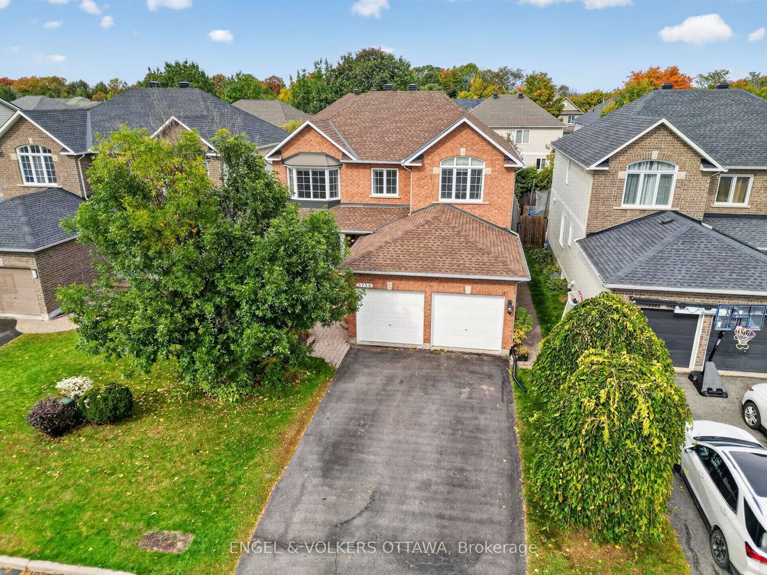 House in Ottawa, Ontario, Canada 3 - 19048977