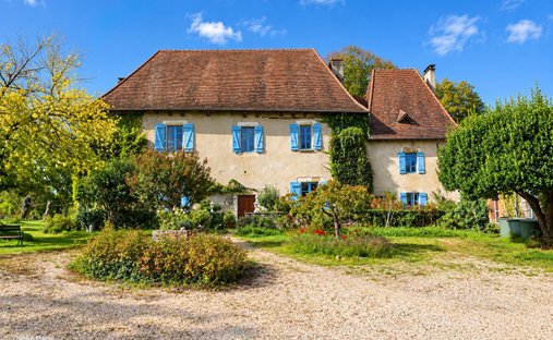 Saint-Jory-de-Chalais, Nouvelle-Aquitaine, France 1