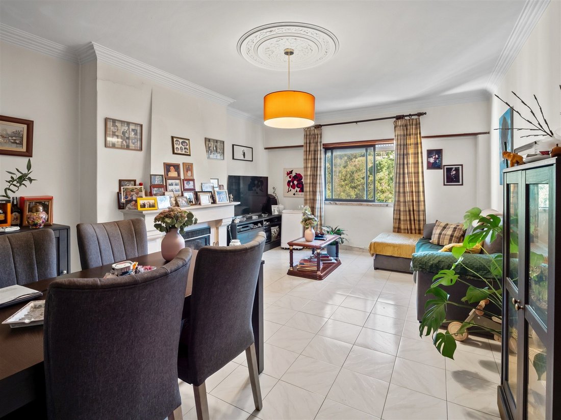 Wohnung in Carnaxide und Queijas, Lissabon, Portugal 1 - 19045872