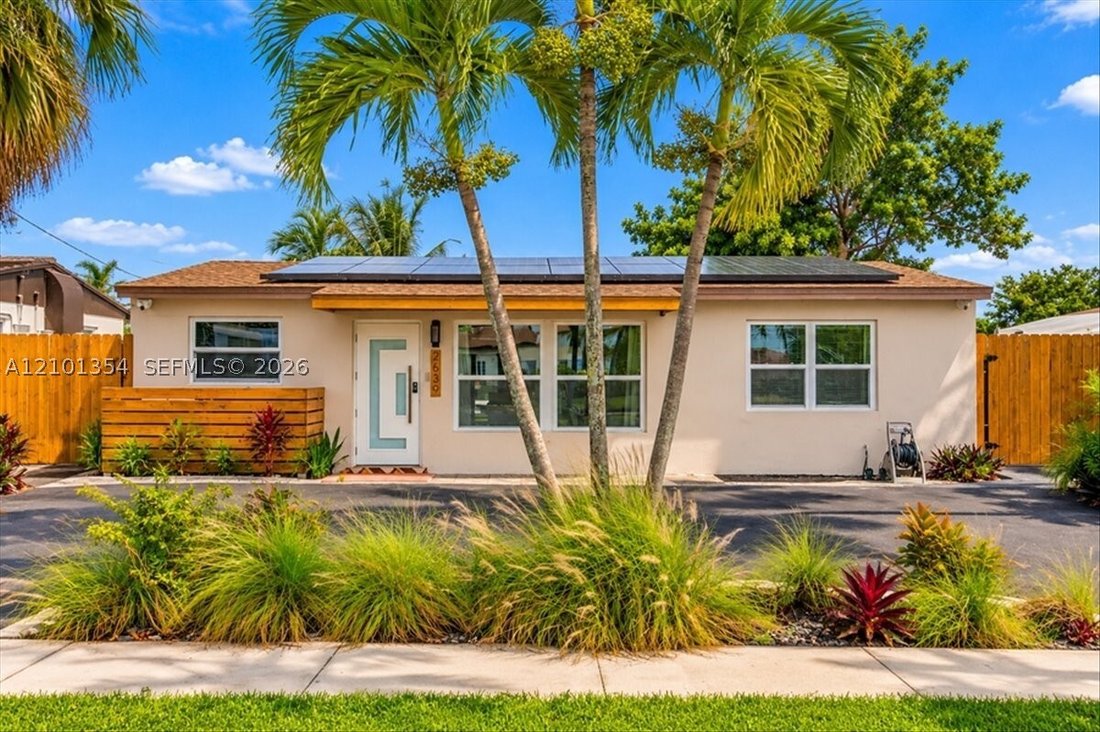 House in Hollywood, Florida, United States 2 - 19047622