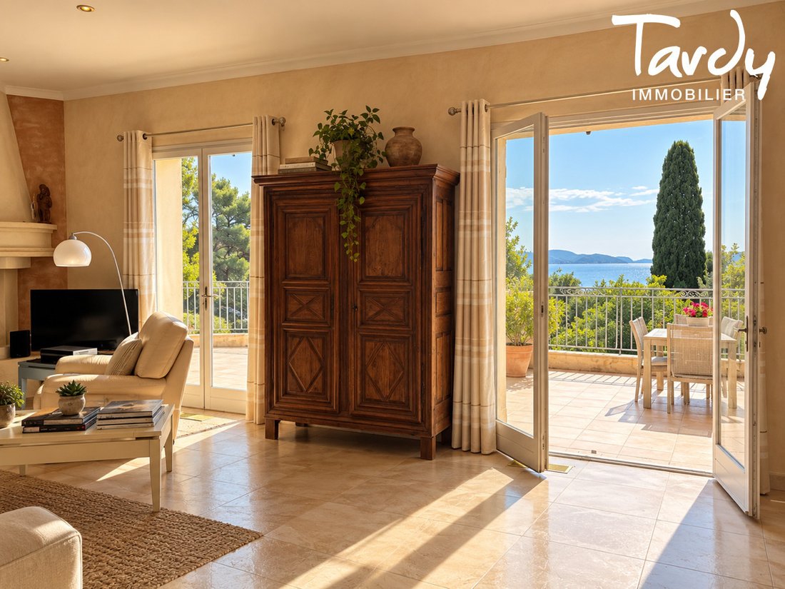 Villa a Centre Ville, Carqueiranne, Francia 3 - 19046703