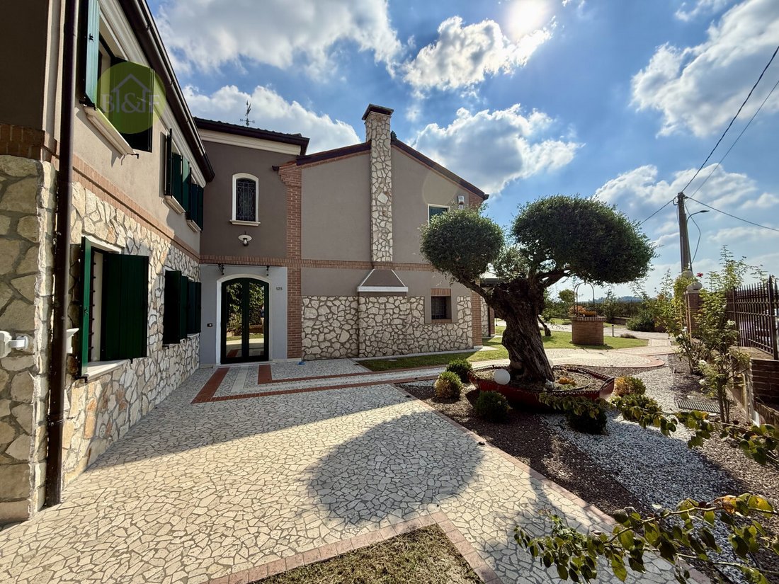 Villa en Casale di Scodosia, Vénétie, Italie 2 - 19047421