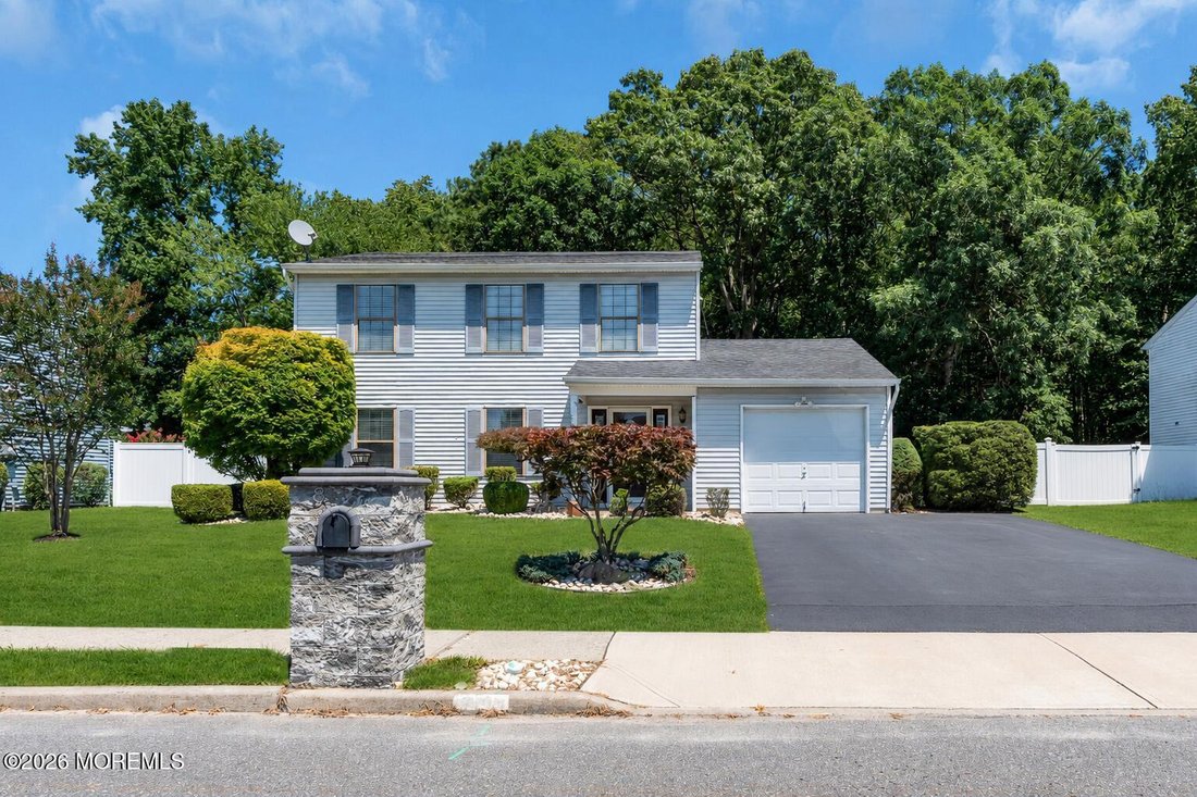 House in Howell Township, New Jersey, United States 1 - 19048264
