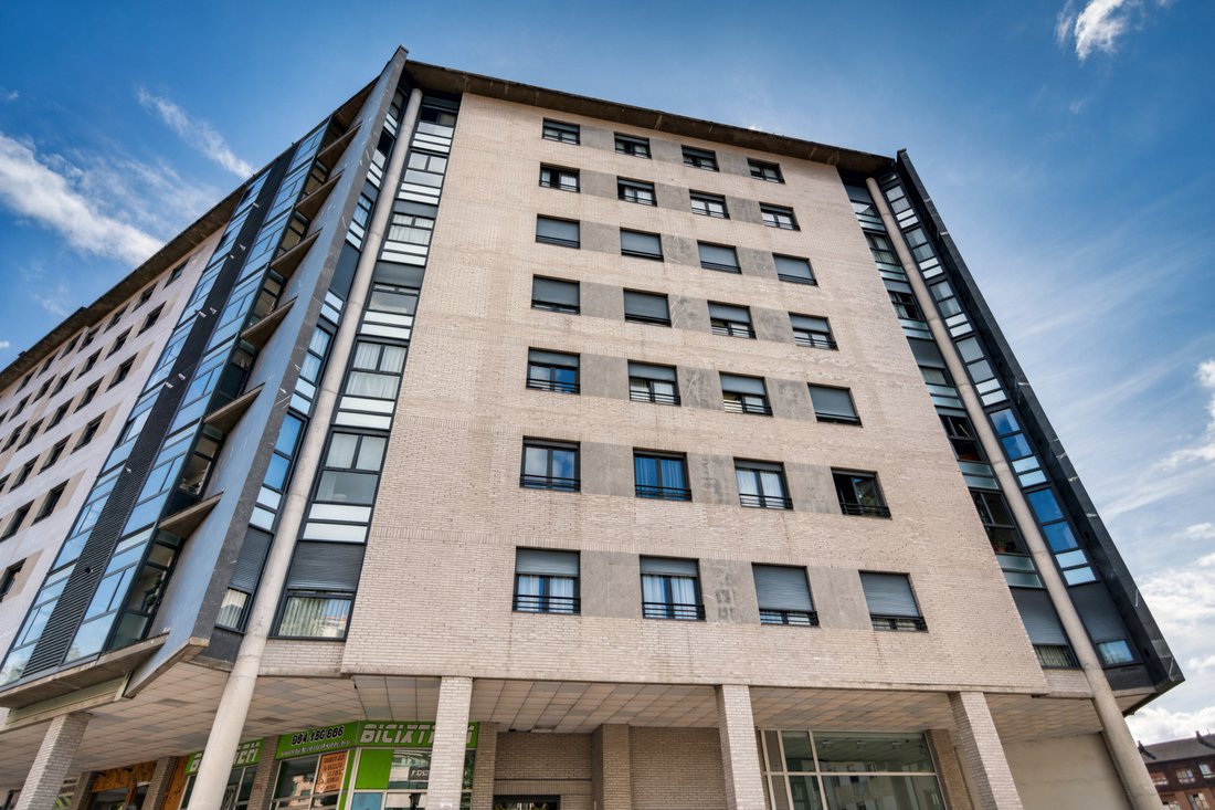 Apartment in Las Campas y San Claudio, Oviedo, Spain 4 - 19048600