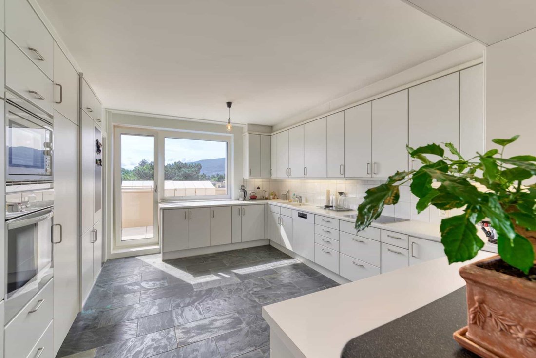 Apartment in Cologny, Canton of Geneva, Switzerland 4 - 19048456