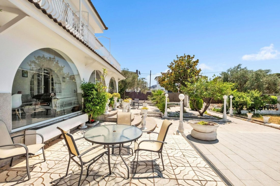 Chalet in Roses, Catalonia, Spain 5 - 19045605
