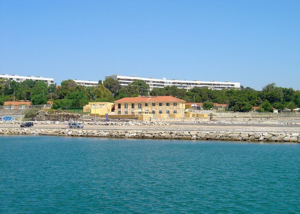Apartment in Oeiras e Sao Juliao da Barra, Paco de Arcos e Caxias, Lisbon, Portugal 2 - 17914523