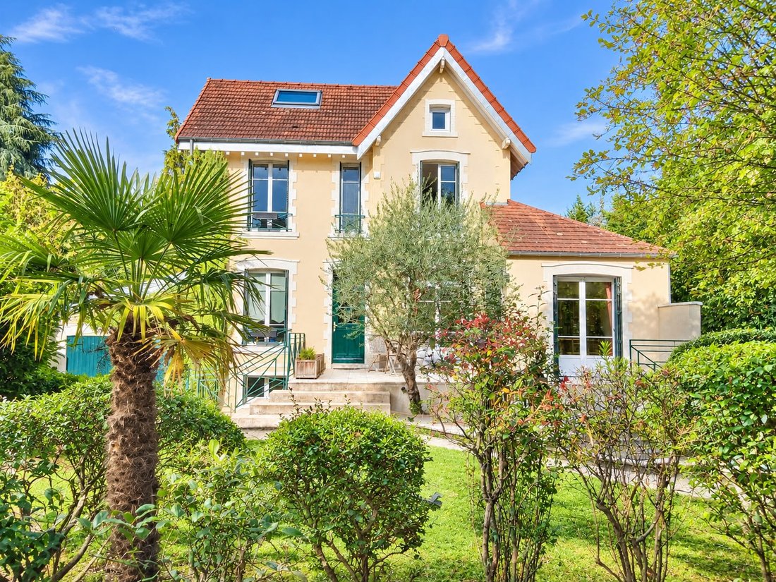 Haus in Chateau de Vaucresson, Vaucresson, Frankreich 1 - 19046838