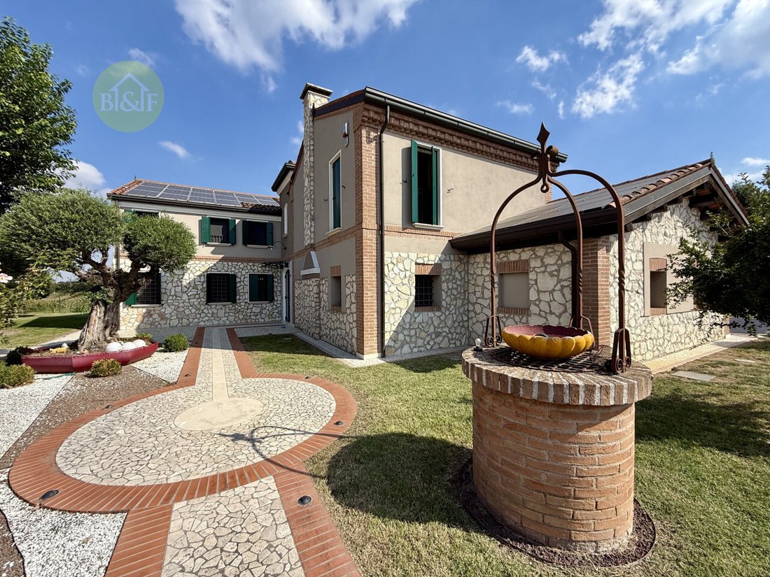 Villa en Casale di Scodosia, Vénétie, Italie 1 - 19047421