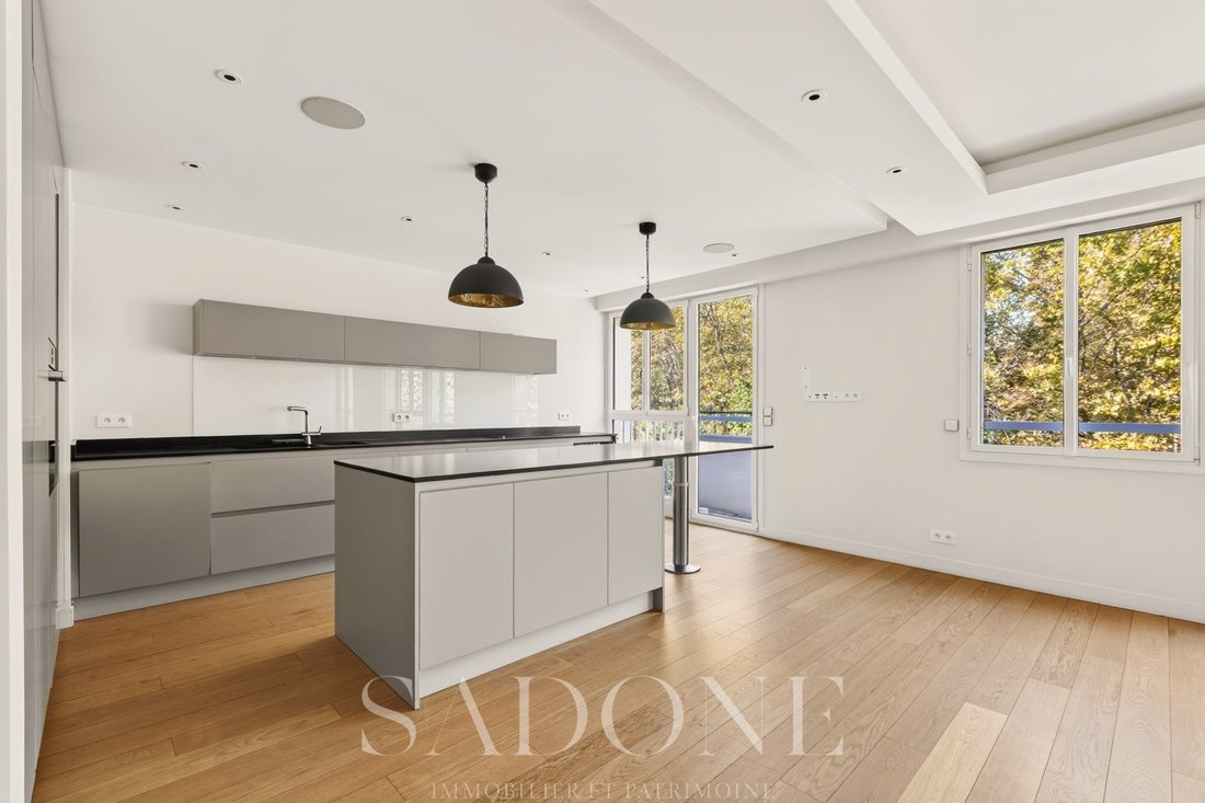 Apartment in La Plaine des Sablons, Neuilly-sur-Seine, France 4 - 19044874
