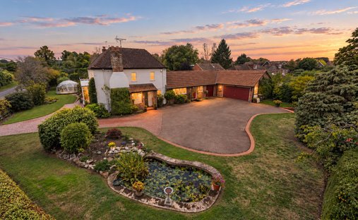 Casa a Sherborne St. John, Inghilterra 1
