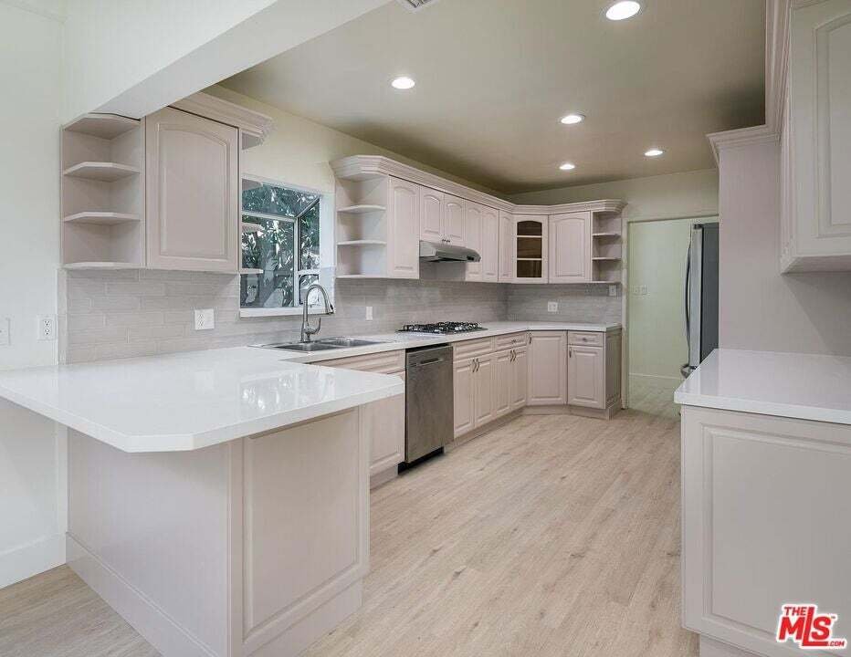 House in Los Angeles, California, United States 3 - 19045629