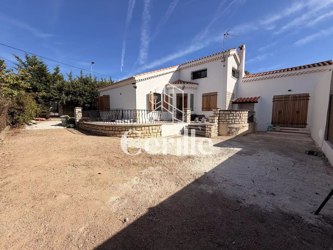 House in Gramenieres, La Fare-les-Oliviers, France 1 - 19047251
