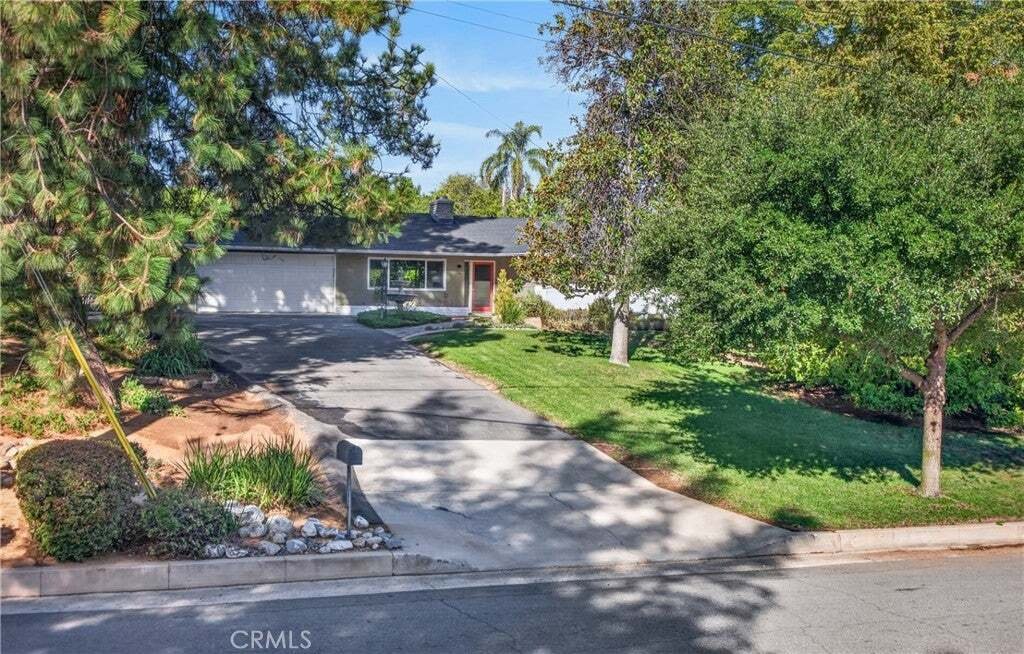 Maison à Redlands, Californie, États-Unis 2 - 19047976