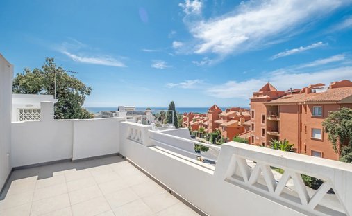 Maison de ville à Calahonda, Mijas, Espagne 1
