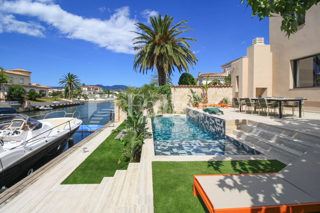 House in Empuriabrava, Catalonia, Spain 1 - 19050278