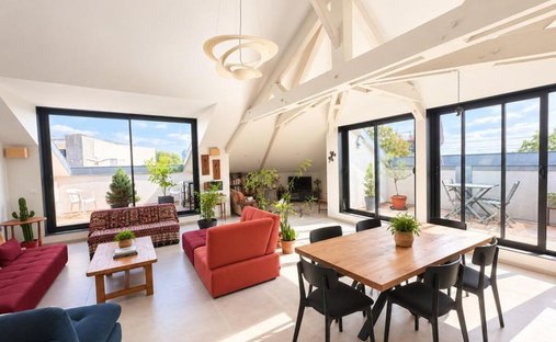 Apartamento en Centre Ville, Suresnes, Francia 1