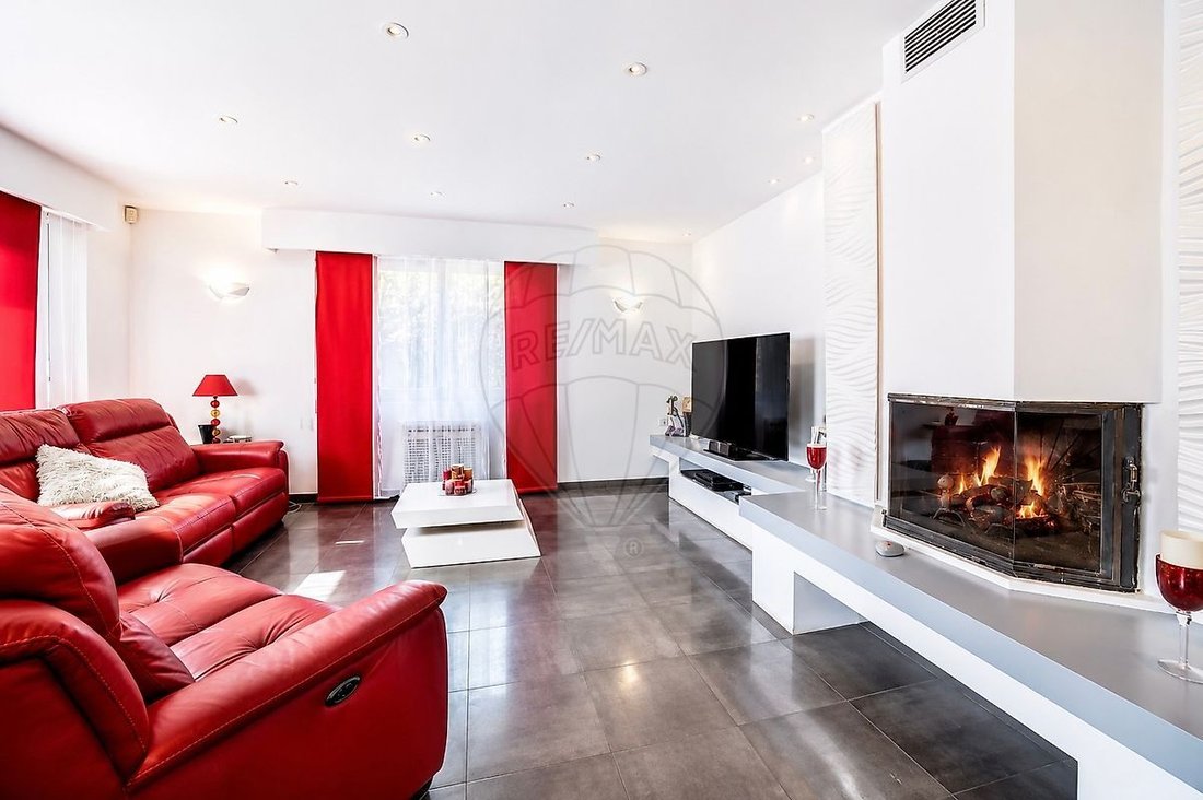 Villa in Val Fleuri-Montaleigne, Cagnes-sur-Mer, France 5 - 19049103