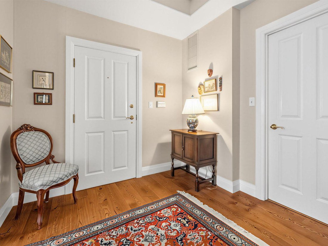 Apartment in Toronto, Ontario, Canada 2 - 19049706