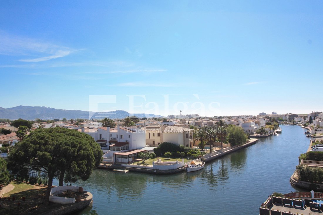 Apartment in Empuriabrava, Catalonia, Spain 2 - 19049702