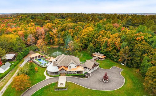 Maison à Sainte-Victoire-de-Sorel, Québec, Canada 1