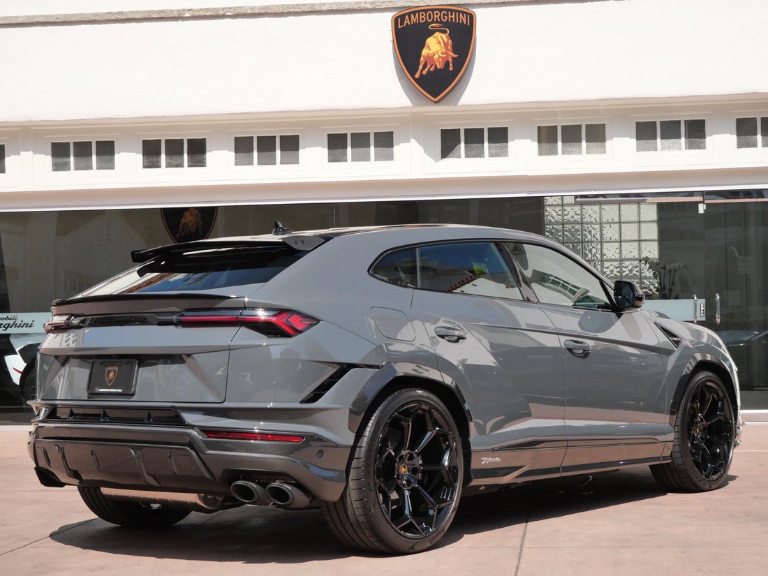 Suv in Beverly Hills, CA, United States 3 - 19049243