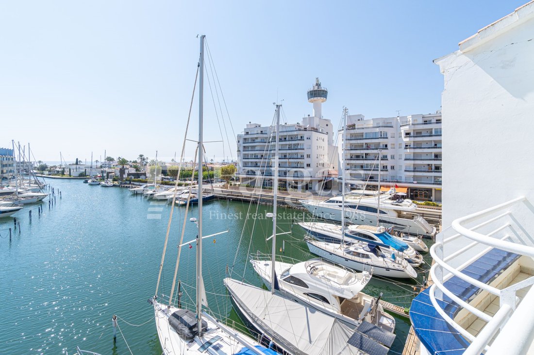 Apartment in Empuriabrava, Catalonia, Spain 1 - 19050182