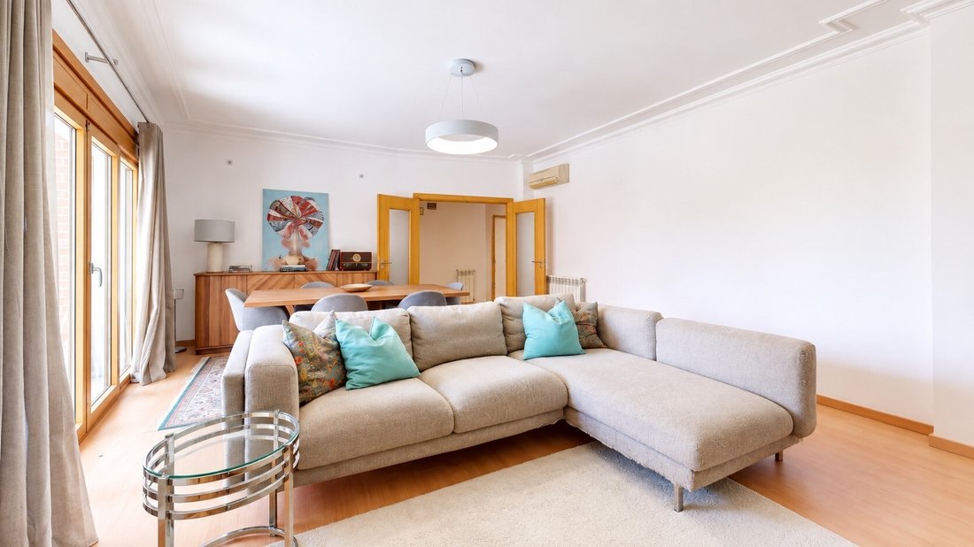 Apartment in Odivelas, Lisbon, Portugal 3 - 19049337