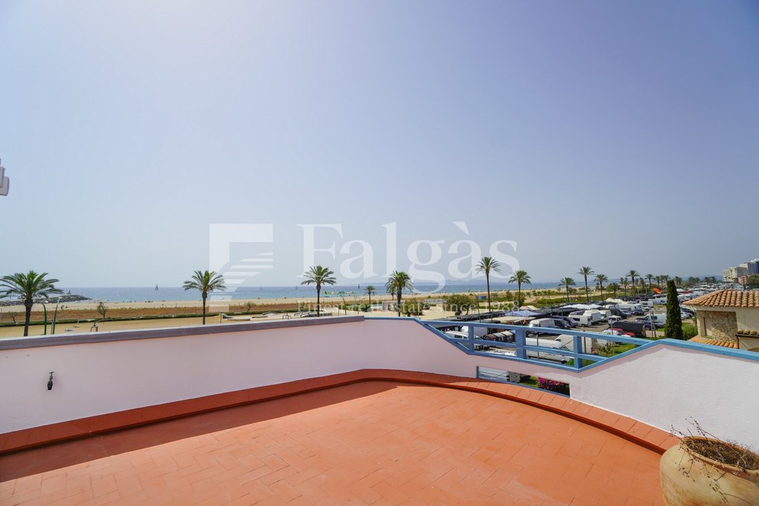 House in Empuriabrava, Catalonia, Spain 4 - 19049447