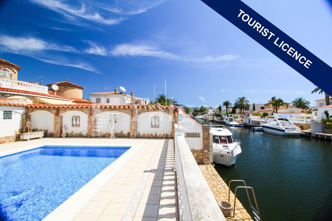 House in Empuriabrava, Catalonia, Spain 1 - 19049605