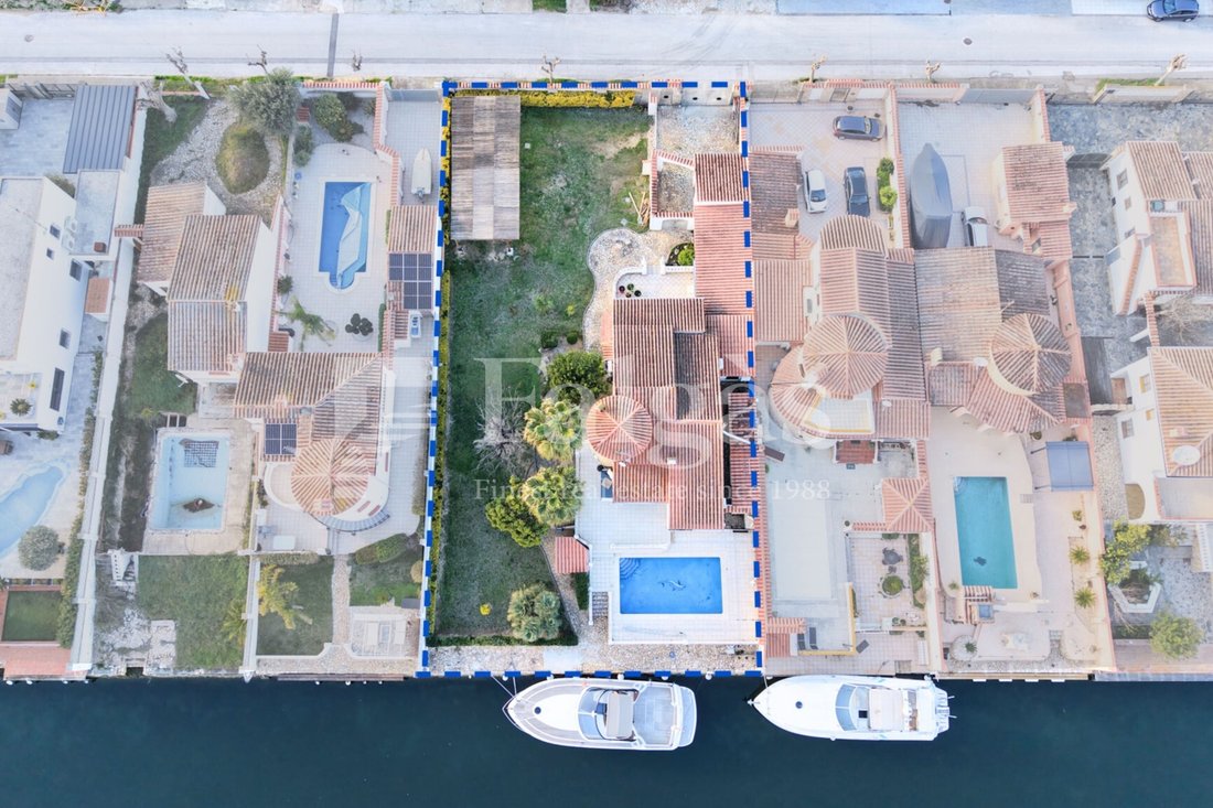 House in Empuriabrava, Catalonia, Spain 5 - 19049605