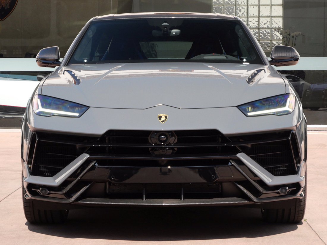 Suv in Beverly Hills, CA, United States 5 - 19049243