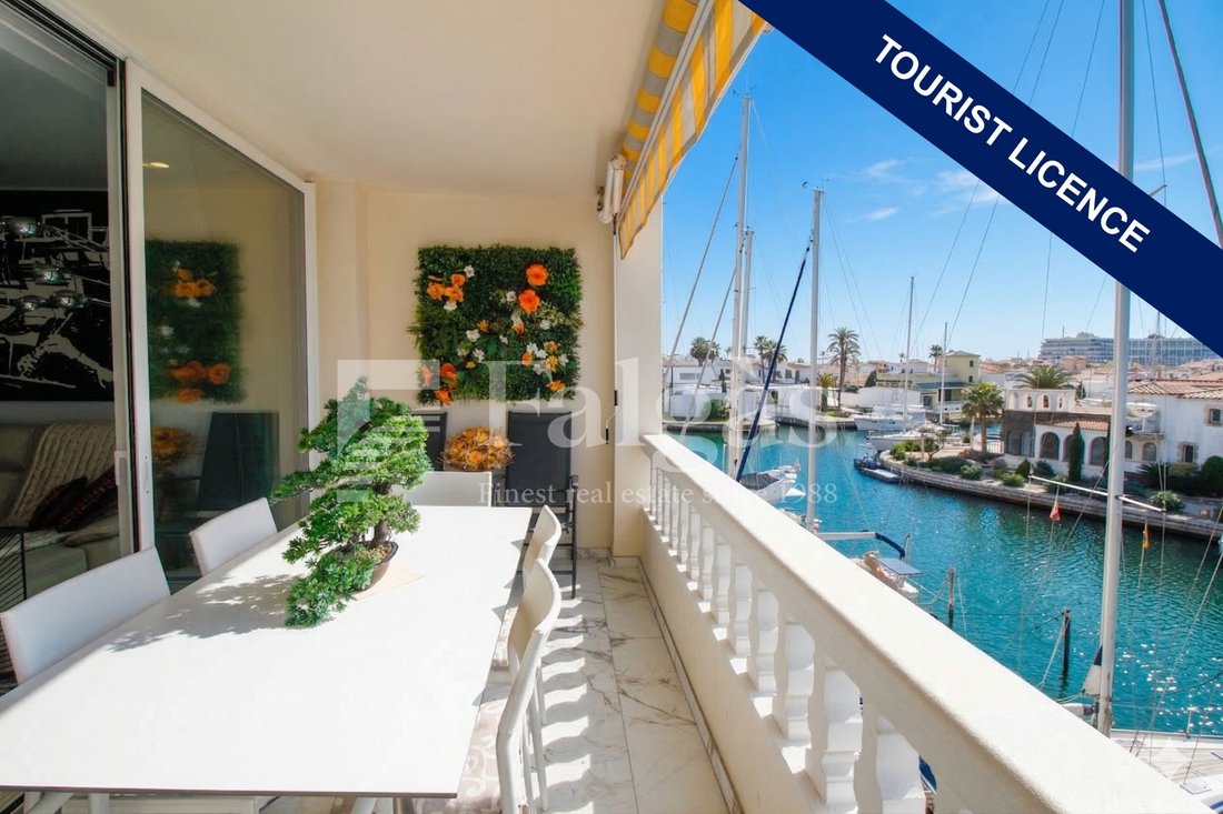 Apartment in Empuriabrava, Catalonia, Spain 1 - 19050075