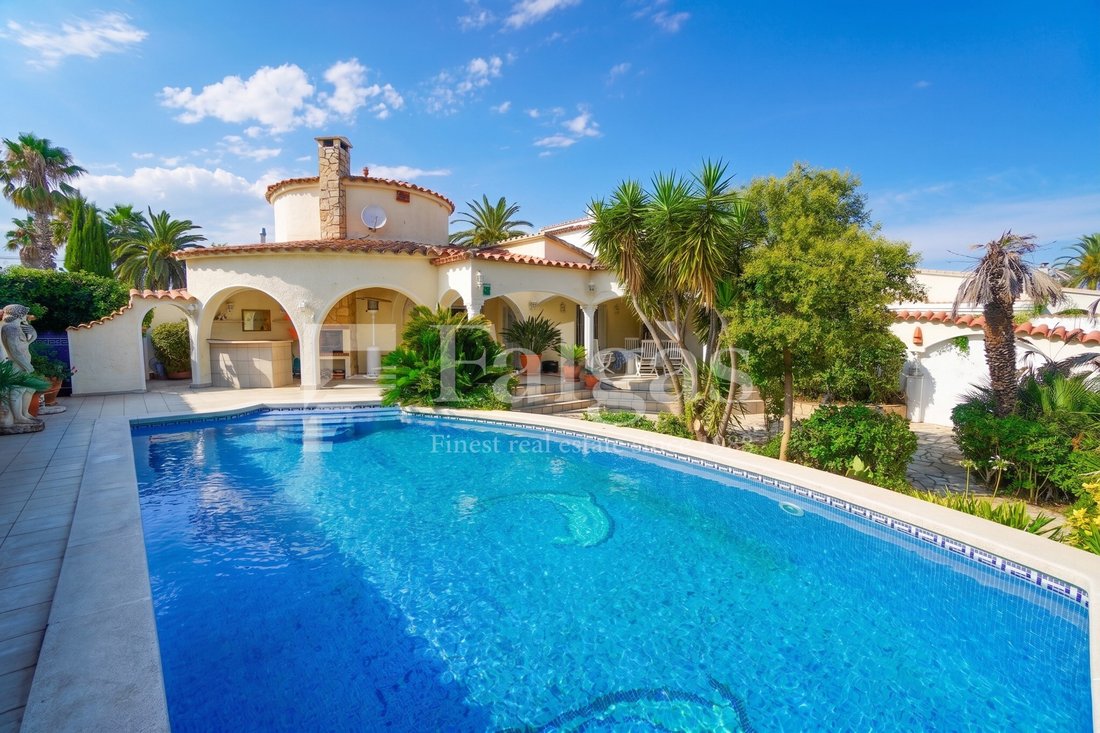 Haus in Empuriabrava, Katalonien, Spanien 2 - 19050271