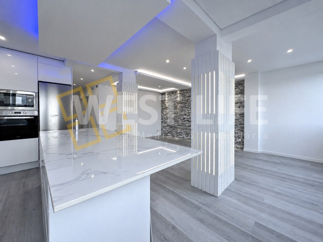 Apartment in Carnaxide e Queijas, Lisbon, Portugal 5 - 19049309