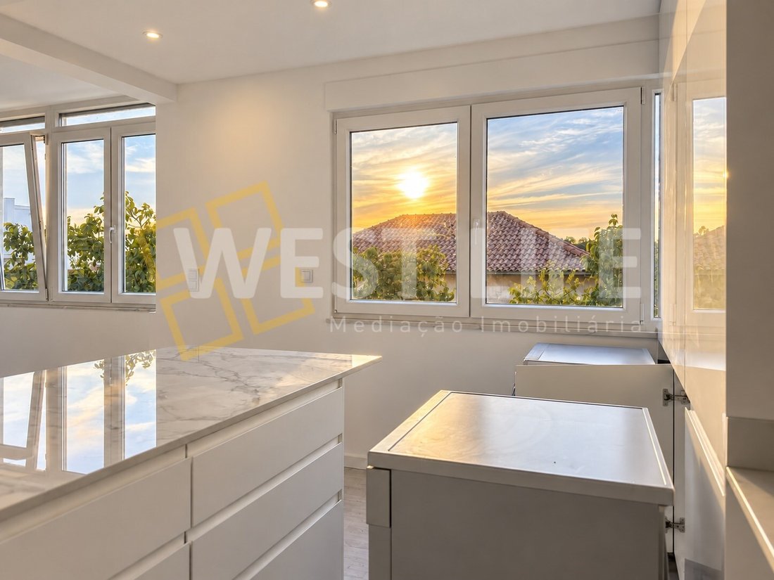 Apartment in Carnaxide e Queijas, Lisbon, Portugal 2 - 19049309