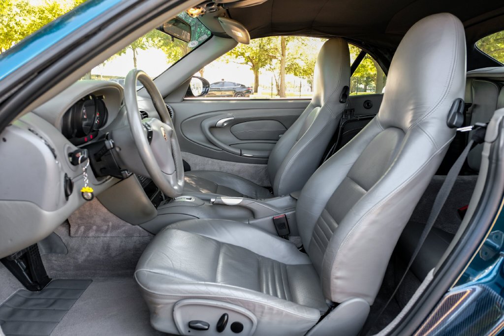 Cabriolet in Addison, TX, United States 4 - 14116072