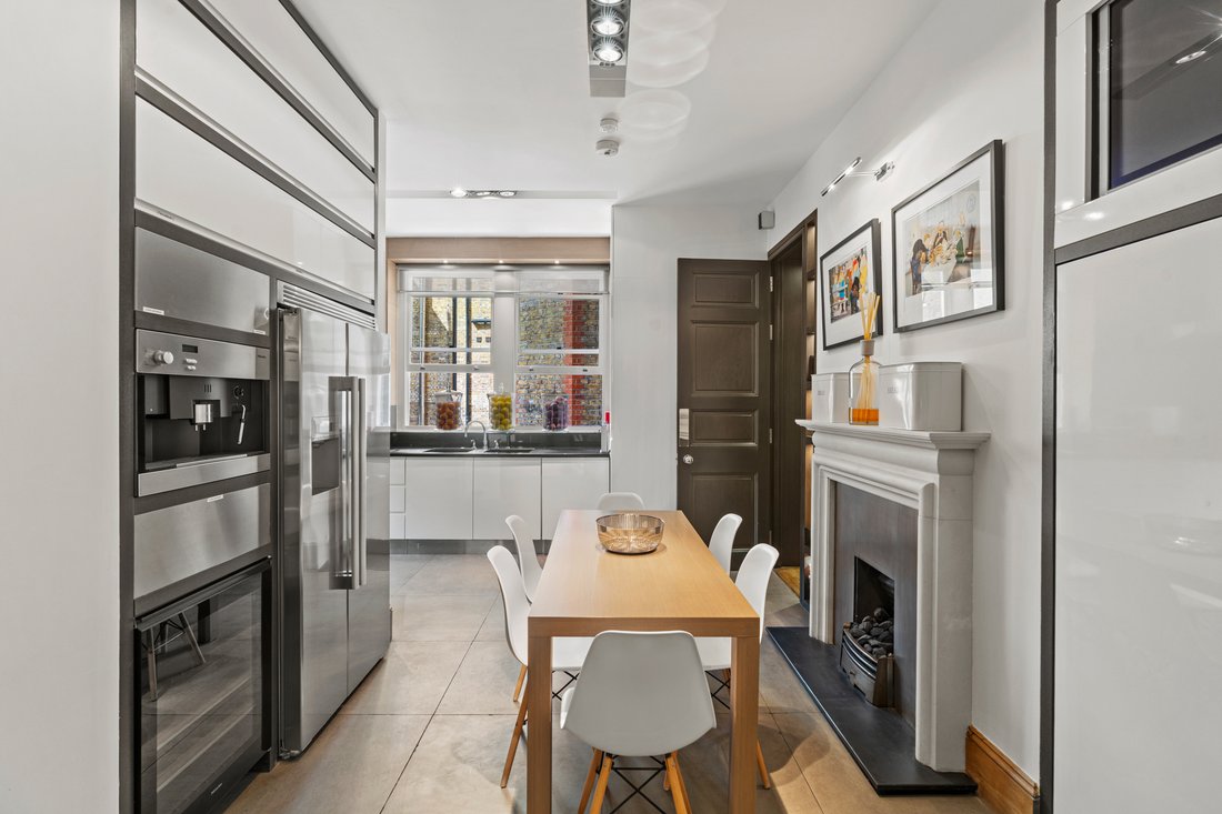 Terreno a Brompton, Kensington e Chelsea, Inghilterra 2 - 19049195