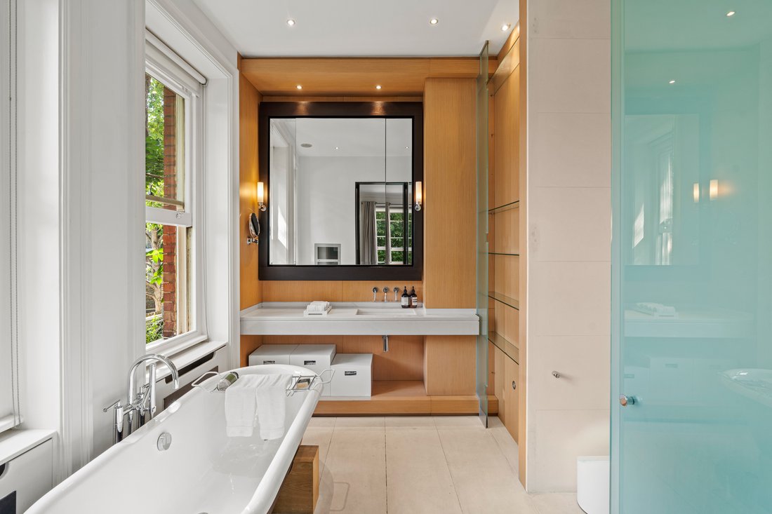 Terreno a Brompton, Kensington e Chelsea, Inghilterra 1 - 19049195
