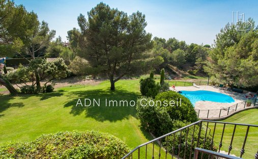 Villa à Mallemort, Provence-Alpes-Côte d'Azur, France 1