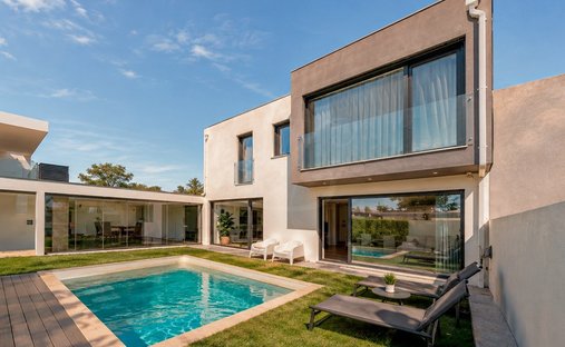 Haus in São Domingos de Rana, Lissabon, Portugal 1